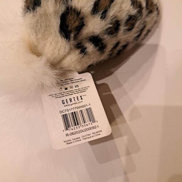 Densley girls' knit tuque (beanie) girl 2-3 animal print faux-fur pom-pom NWT - Picture 3 of 4